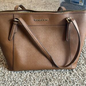 Michael Kors tote
